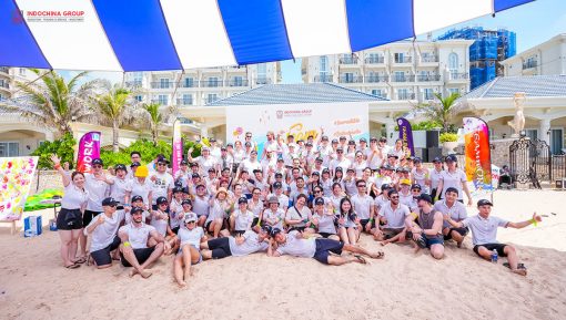 le-tong-ket-nam-hoc-2021-2022-cung-nhin-lai-nhung-khoanh-khac-vui-nhon-trong-hoat-dong-team-building