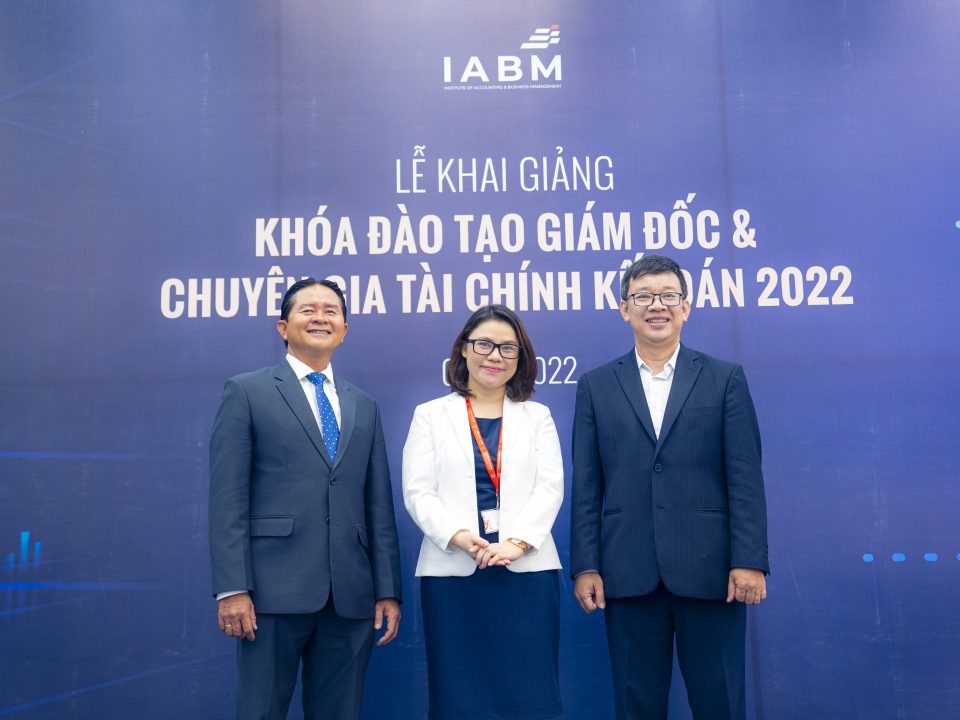 iabm-khai-giang-dong-loat-cac-khoa-dao-tao-giam-doc-va-chuyen-gia-tai-chinh-ke-toan-trong-thang-7-2022