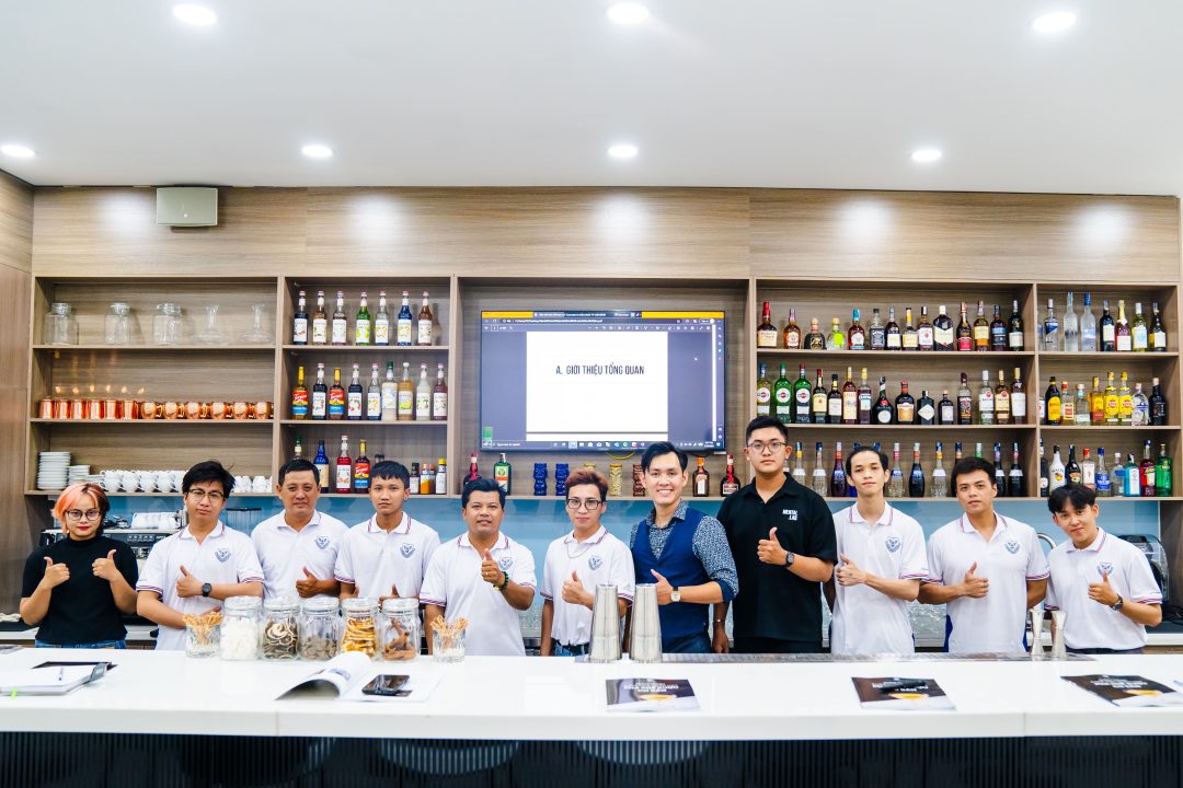 amcollege-khai-but-dau-nam-voi-nhieu-su-kien-thuc-hanh-danh-cho-cac-tin-do-yeu-thich-lam-banh-va-pha-che