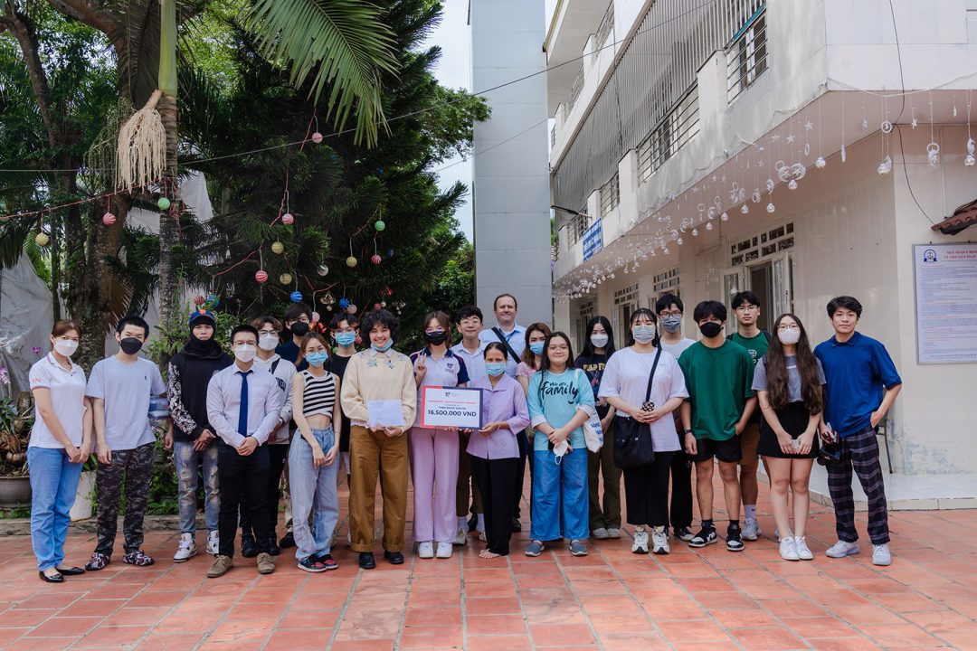 pennschool-spread-the-love-with-snowdrop-community-service-project