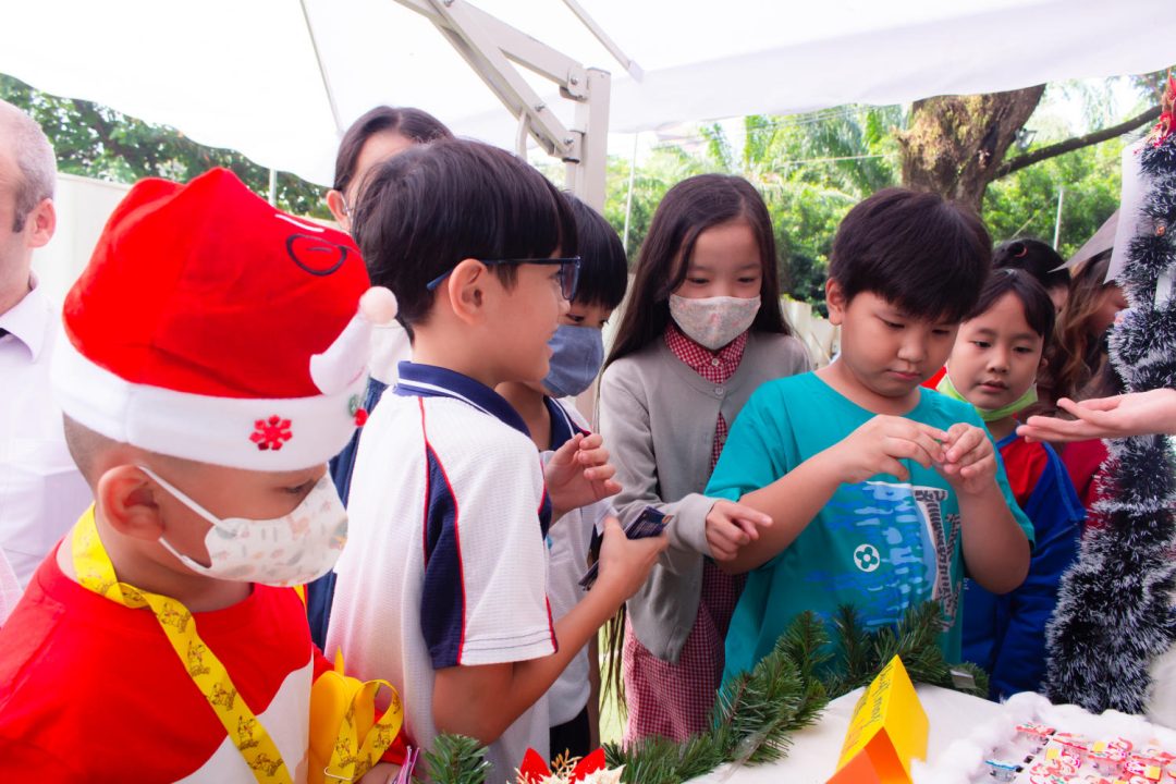 pennschool-a-colorful-christmas-at-pennschool
