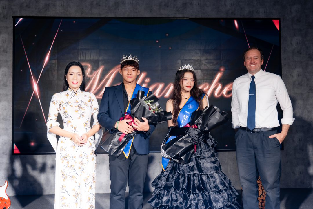 prom-2023-lang-dong-cam-xuc-va-day-nhung-bat-ngo