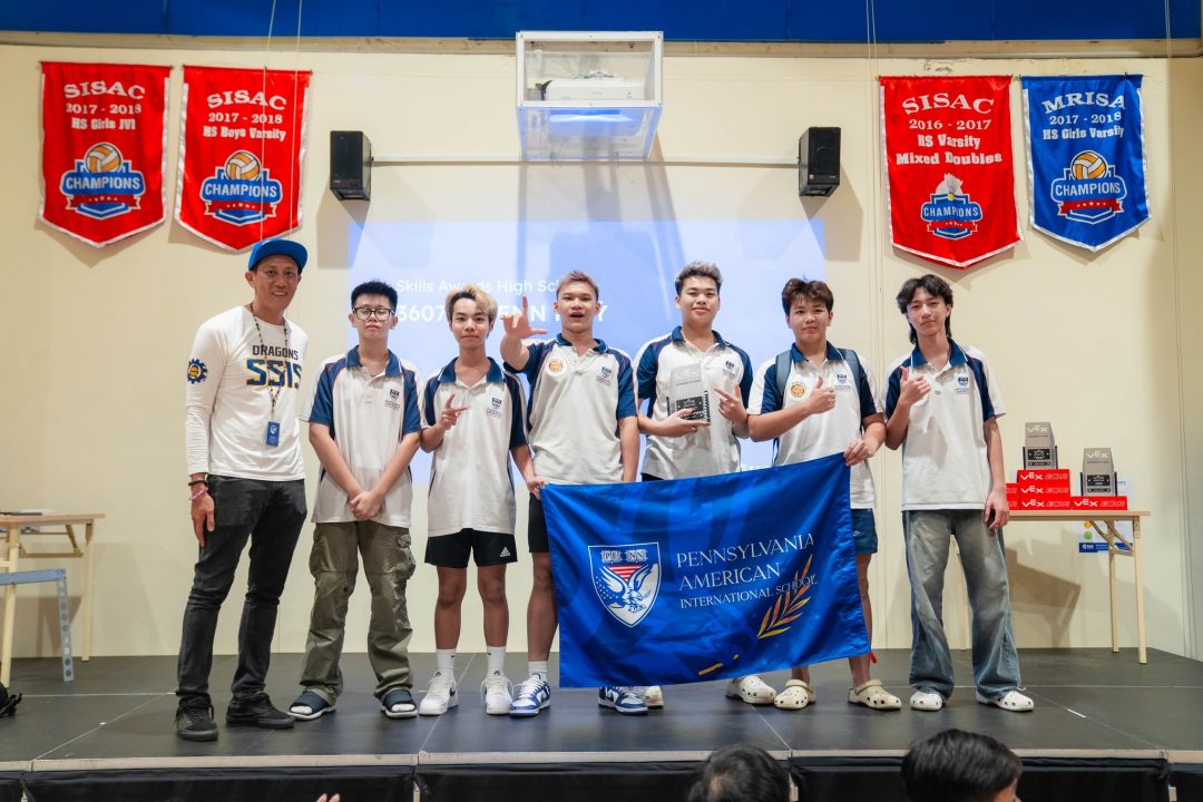 cac-binh-doan-technoholics-cua-pennschool-chien-thang-ap-dao-tai-giai-dau-southern-region-vietnam-vex-robotics-championship-2024-va-gianh-suat-den-my-tham-du-vong-chung-ket