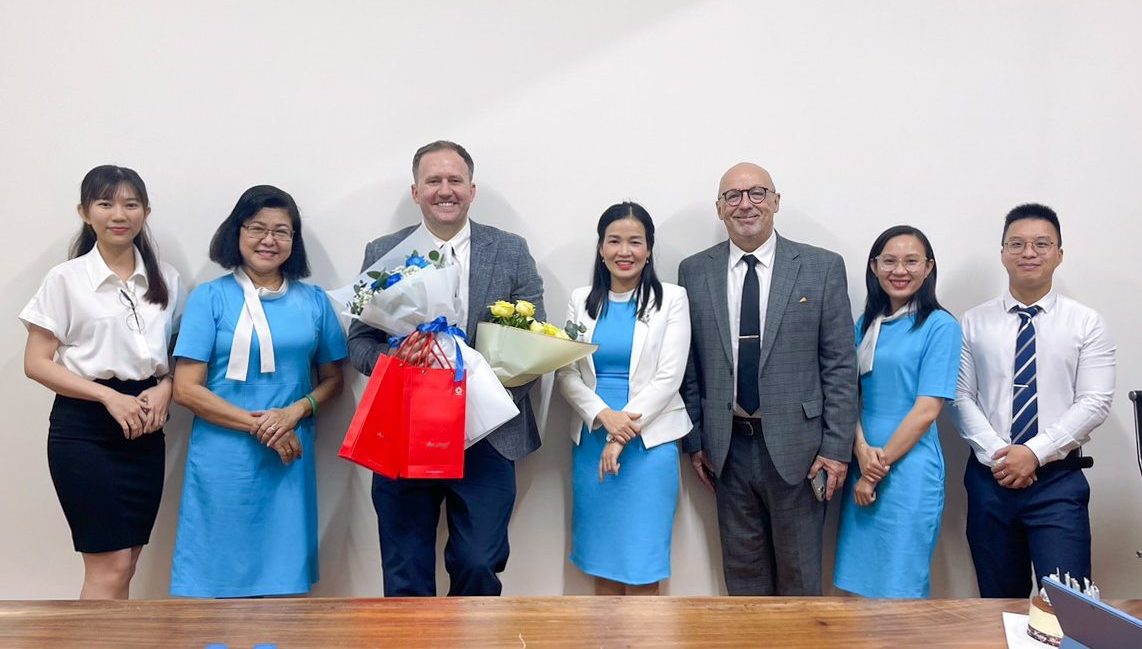 tri-an-tham-nien-va-chuc-mung-sinh-nhat-thang-11-2023